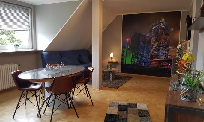 Oberhausen Apartment | 3 x Ferien- & Monteurwohnungen Koenen nah am Westfield Centro