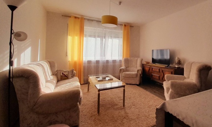 Gailingen Apartment | 3-zimmer Souterrain Wohnung am Kurpark