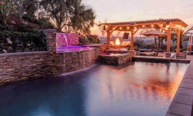 Fairbanks Ranch House | 30-90 day stays San Diego Santaluz area