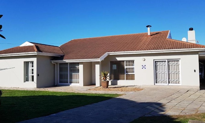 Sandbaai House | 30 Branderdraai