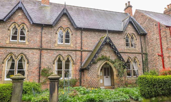 Ripon Cottage | 30 High St. Agnesgate