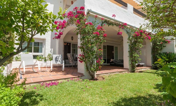 San Pedro de Alcantara Apartment | 30 - Las Adelfas Garden Apartment