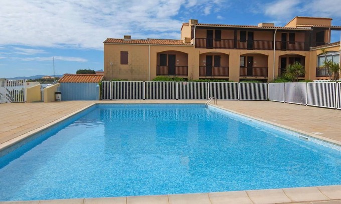 Saint-Cyprien Plage Apartment | 30 m² Apartment ∙ 1 bedroom ∙ 4 guests