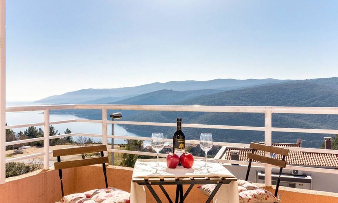 Rabac Apartment | 30 m² Apartment ∙ 1 bedroom ∙ 2 guests