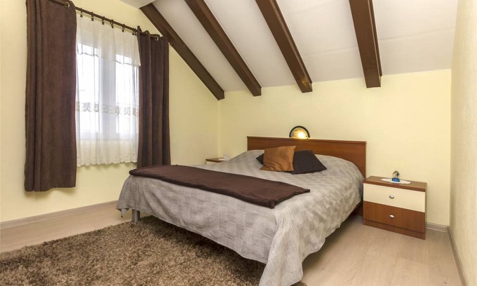 Srima Apartment | 30 m² Apartment ∙ 1 bedroom ∙ 3 guests