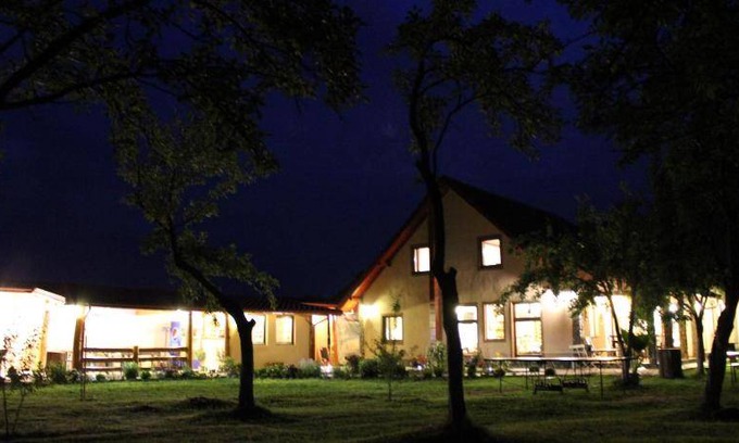 Baia de Fier Bed & Breakfast | 30 m² Bed and breakfast ∙ 4 guests