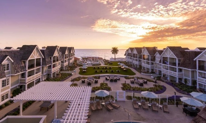 Carlsbad Village Resort | 30% off Carlsbad Inn Beach Resort Instant Booking 1BR/1BA, 8/3/2025 - 8/10/2025