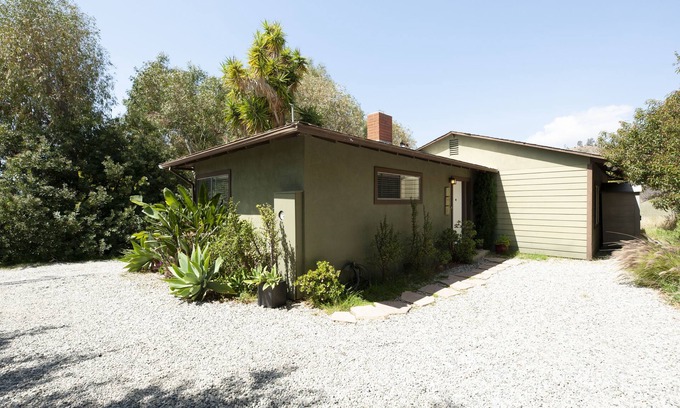 Eastern Malibu House | 30% OFF! Malibu Peaceful Getaway Beach Ocean