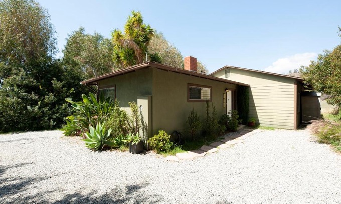 Eastern Malibu House | 30 PCT OFF! Malibu Peaceful Getaway, Beach, Ocean