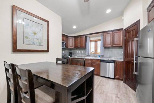 Kingsbury Apartment | 30 plus day Nomadic Worker's Country Comfort