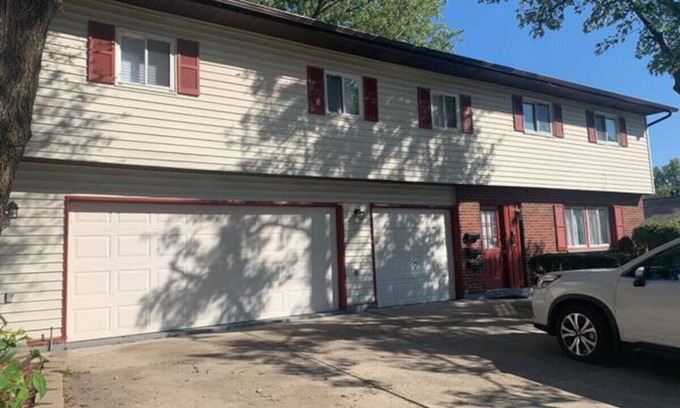 Springboro House | 30 Royal #1 · 30 Royal #1 New listing