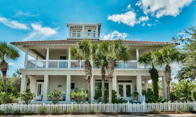 Sunnyside House | 300 OFF 9/13-20 & 9/27-10/4, 2025 3 bd 3 ba home. Steps to the beach