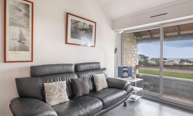 Saint-Gildas-de-Rhuys Apartment | 300m from the beach, 2 adults - 2 children