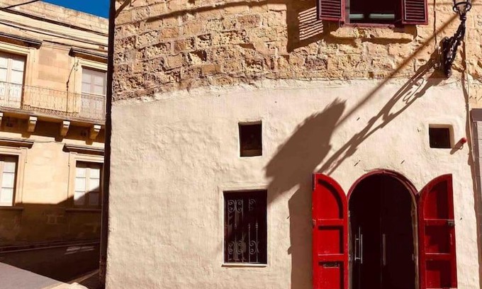 Victoria House | 300yr old, self catering, tiny house in Victoria Centre, Gozo