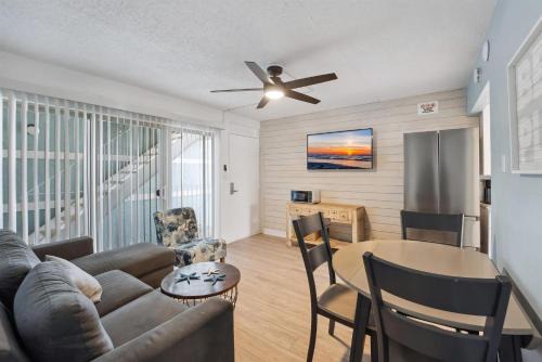 North Wildwood Apartment | 301 Ocean Ave, Unit 308 - The Harbor Light