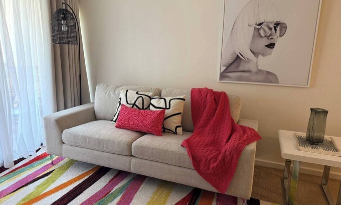 Perth Central Business District Apartment | 302 Wonderful Waldorf - big apartment - pool - tennis - central