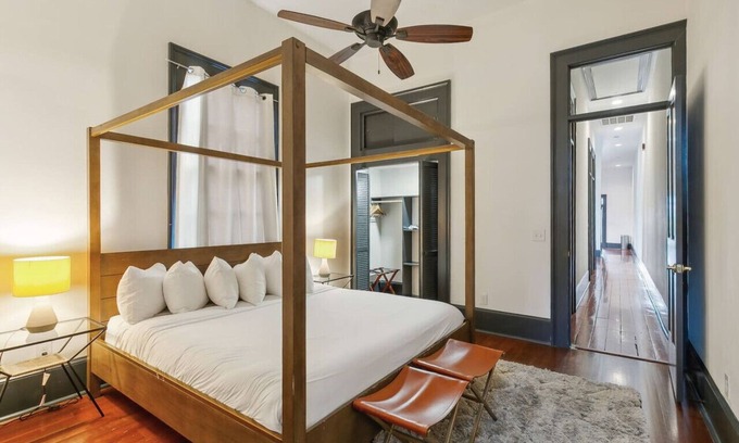 Bywater Apartment | 3042 St Claude A (2/2)