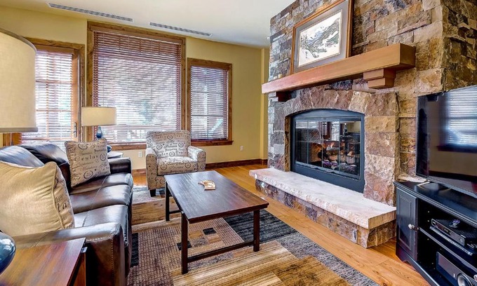 Avon Apartment | 304B Beaver Creek Landing