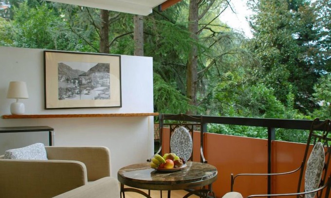 Bissone Apartment | 305 Romantik by Interhome
