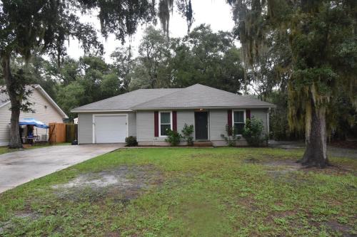 St. Marys House | 306 Faye Ct