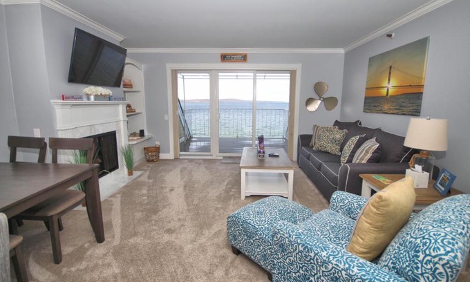 Boyne City House | 307 Water Street Inn
