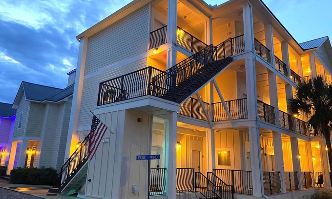 Dune Allen Beach Hotel | 30A Inn & Suites