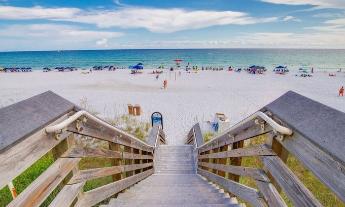 Gulfview Heights House | 30A ~ Private Pool ~ Golf Cart ~ Screened In Porch
