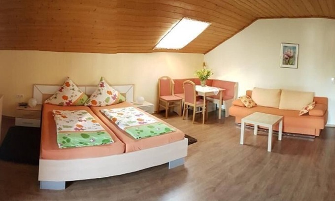 March Apartment | 30qm-große Ferienwohnung mit Blick auf den Bayerischen Wald