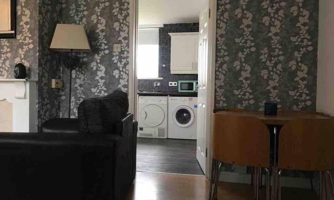 Whitehead House | 31 end terrace