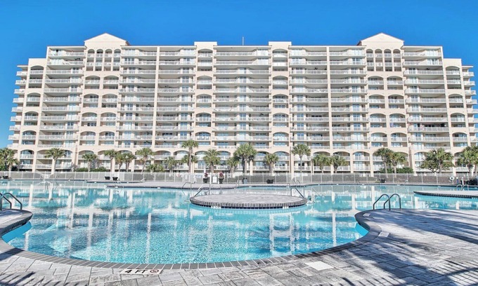 North Myrtle Beach Boat Rental | 3103 Yacht Club Villas