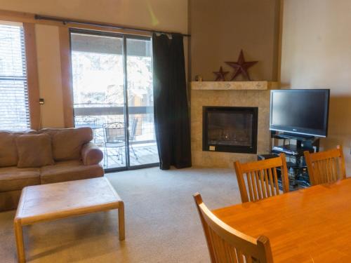 Truckee Apartment | 3130 Aspen Grove