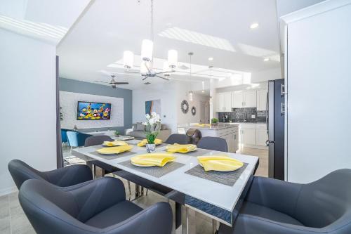 Kissimmee Apartment | 3191-406MA STOREY LAKE, CONDO 2/2 LAKE VIEW