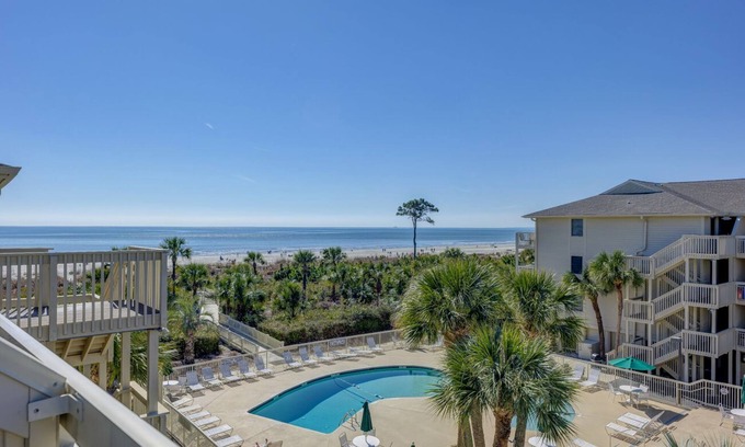 North Forest Beach Villa | 332 Breakers: Newly Updated Breakers Villa. Sleeps 4, Beachfront, Pool