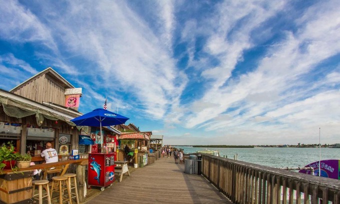 Madeira Beach House | 335 Surf Song Resort