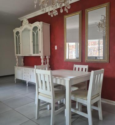 Muckleneuk Hotel | @336 Bourke