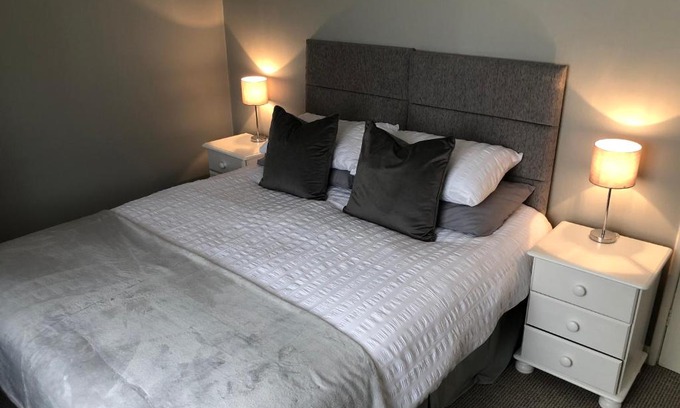 Darlington House | 34 Brunton Street Serviced Accommodation