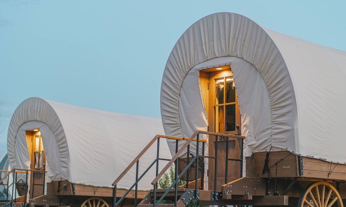 Camp Verde House | 344 Conestoga Wagon - Kids Love It Here