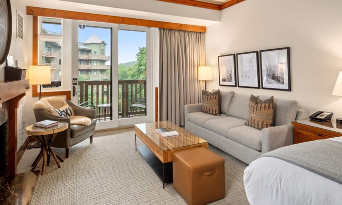 Stowe Area Cabin | #345 | Studio | NATIONAL | 3rd Floor Pool & Mountain Views