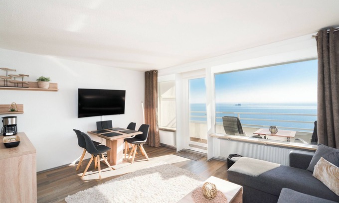 Sierksdorf Apartment | 347/Wonderful sea view in 1st row on the Baltic Sea beach