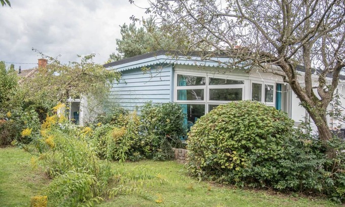 Aldeburgh Villa | 35 Linden Close, Aldeburgh (Air Manage Suffolk)