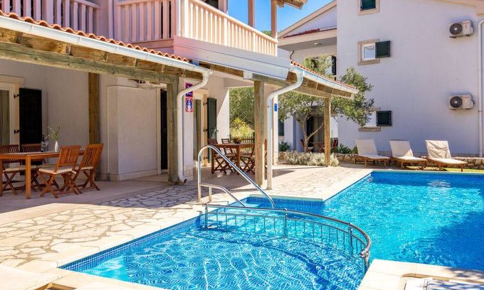 Rab Apartment | 35 m² Apartment ∙ 1 bedroom ∙ 4 guests