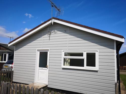 Bridlington Ski Chalet | 35 South Shore.