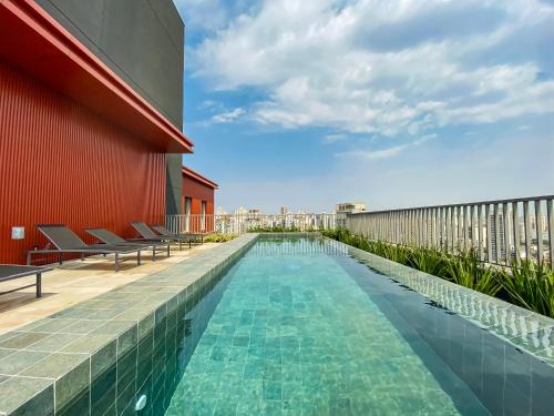 Perdizes Apartment | 360 VN Turiassú by Housi
