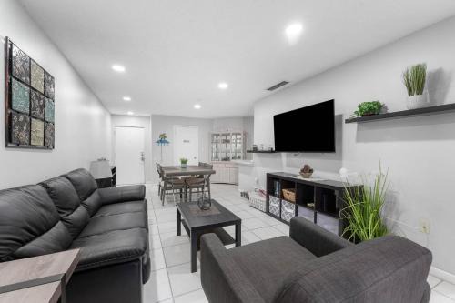 Ventura Apartment | 3697 Orlando Vacational Apartment
