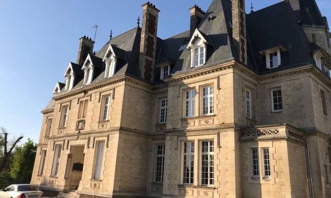 Saint-Jean-aux-Bois House | 370m2 Left-wing Castle Flat with 8 Bedrooms, 5.5 Bathrooms with Pool near Paris!