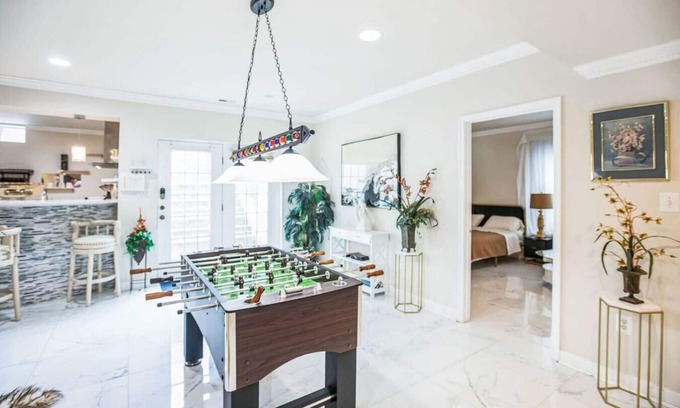 Fairland Apartment | 372) Luxurious 3BR Home!