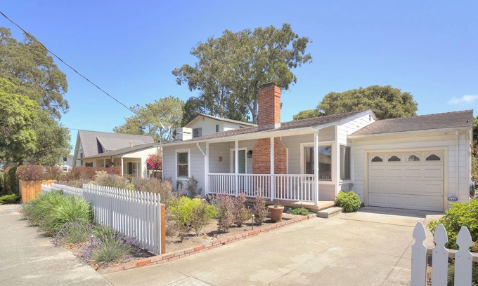 Pacific Grove House | 3941 Casaletto at 17 Mile Drive - Cozy and Updated