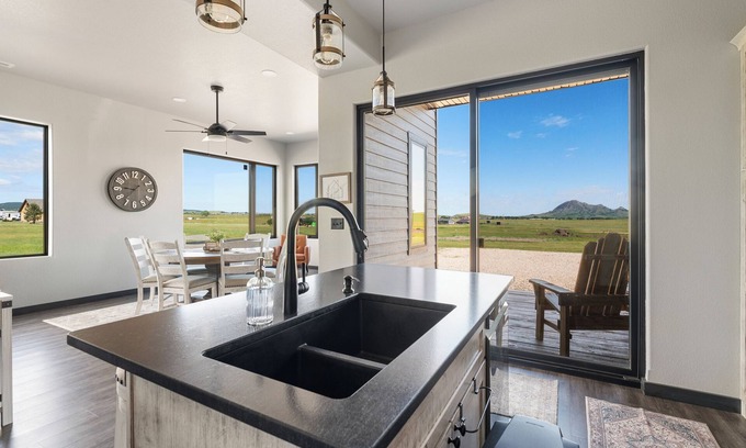 Sturgis House | 3bd 2bth Luxury Retreat with Hot Tub Near Bear Butte!