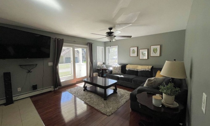 Gaylord House | 3bd, 3bath