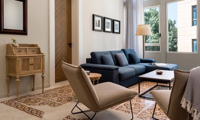 Beirut Central District Apartment | 3BD apartment in Monot